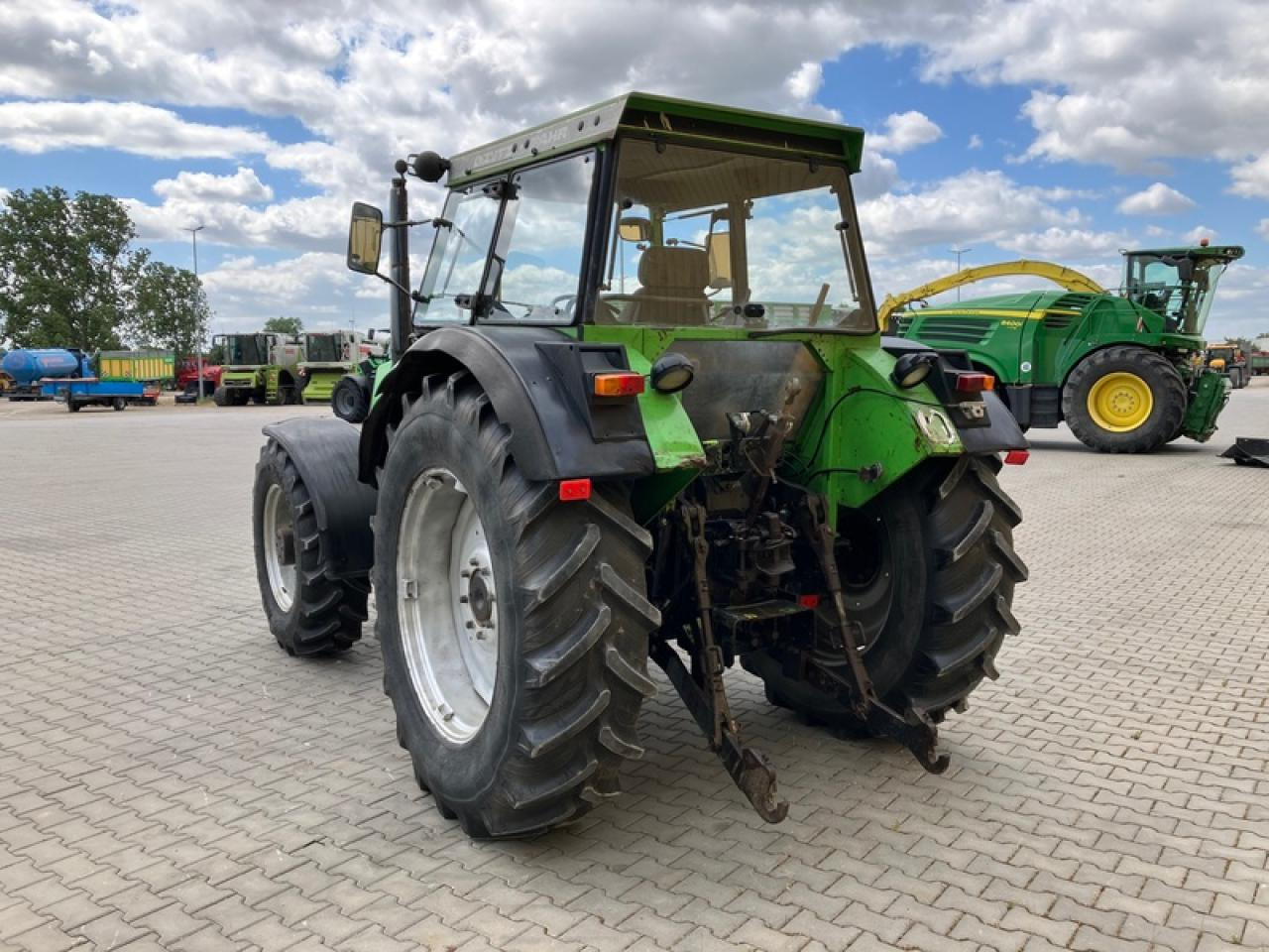 Deutz-Fahr DX 6.30 - Trator: foto 3 Deutz-Fahr DX 6.30 - Trator: foto 3