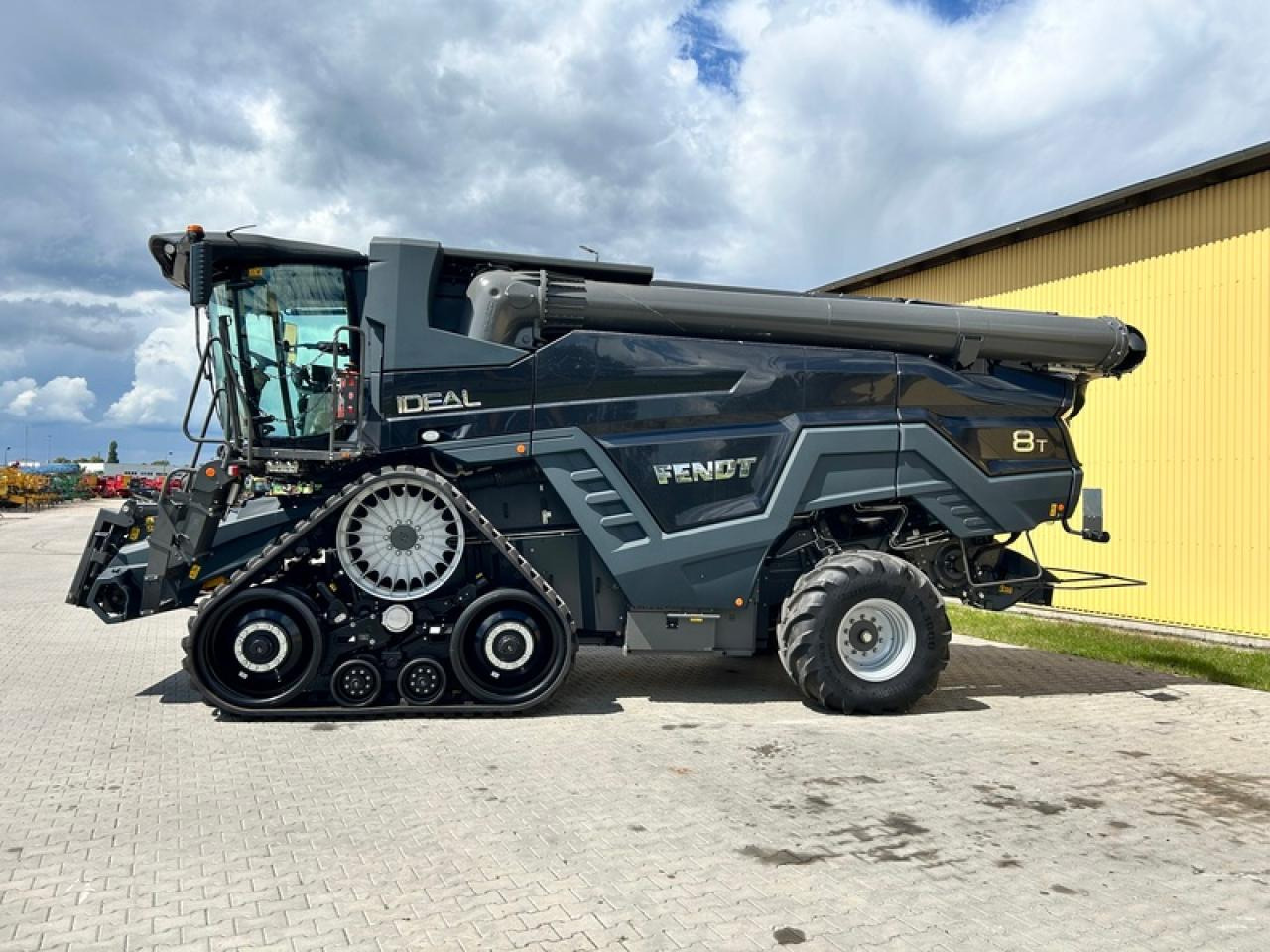 Fendt AKTIONIDEAL 8T - Ceifeira debulhadora: foto 2 Fendt AKTIONIDEAL 8T - Ceifeira debulhadora: foto 2