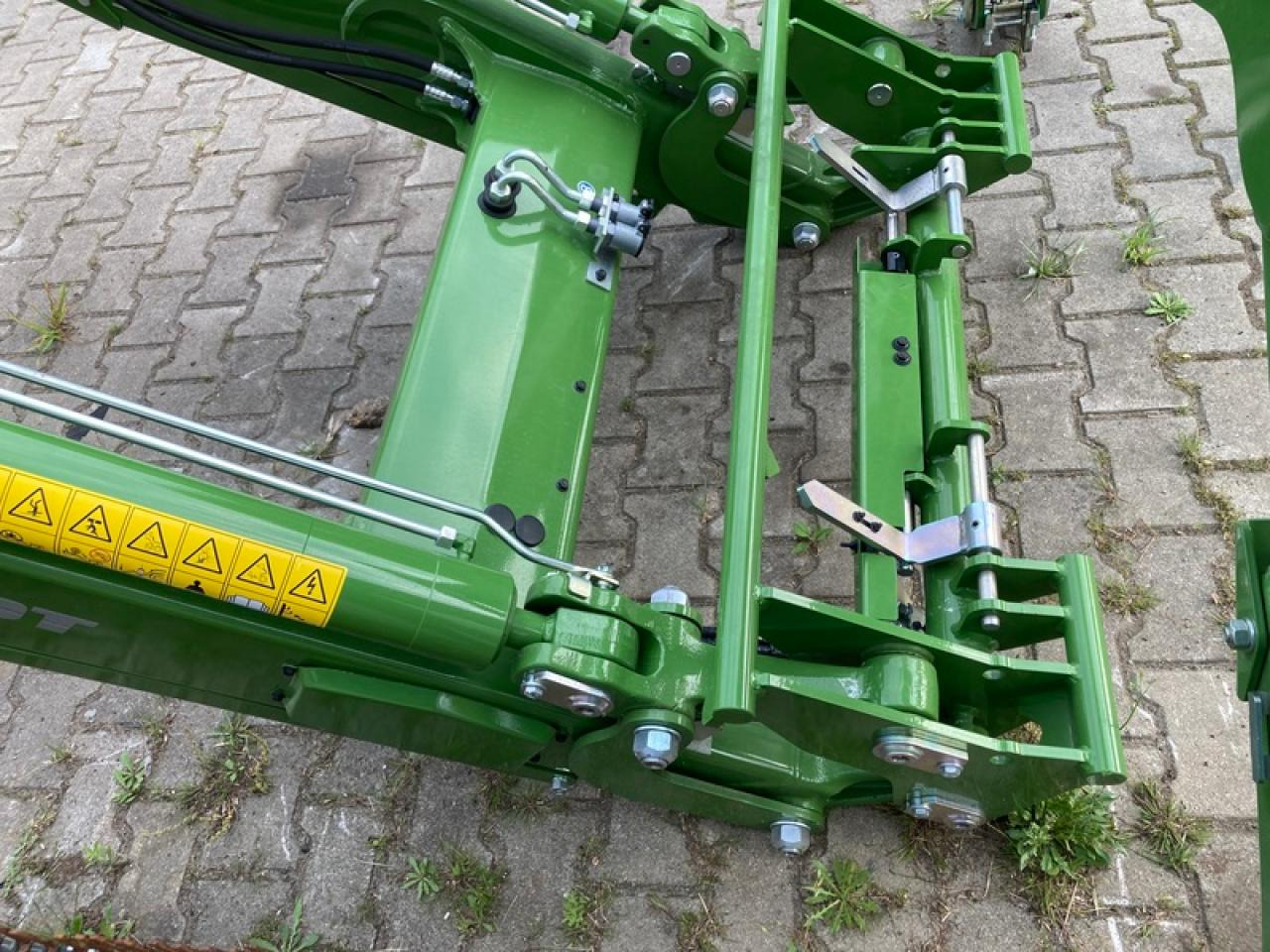 Fendt FRONTLADER CARGO 5X85 AKTION - Carregador frontal para o trator: foto 3 Fendt FRONTLADER CARGO 5X85 AKTION - Carregador frontal para o trator: foto 3