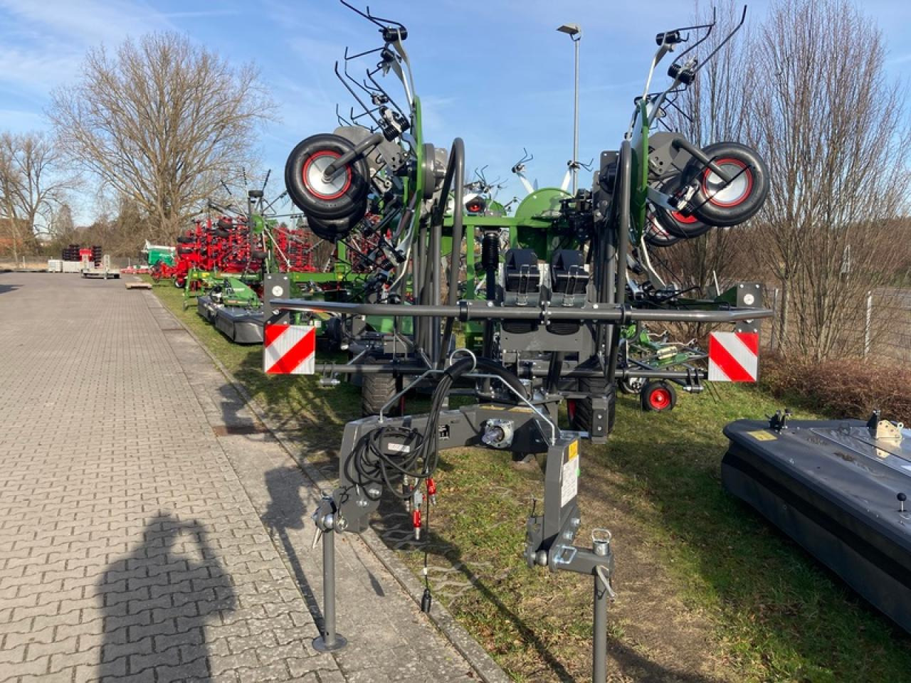 Fendt LOTUS 1020 T - Ancinho enleirador: foto 5 Fendt LOTUS 1020 T - Ancinho enleirador: foto 5