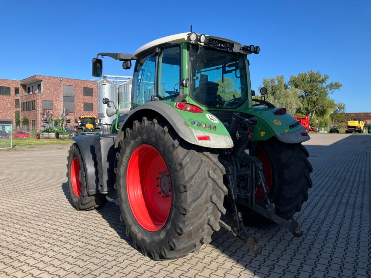 Fendt VARIO 724 SCR PROFI PLUS - RTK - Trator: foto 2 Fendt VARIO 724 SCR PROFI PLUS - RTK - Trator: foto 2