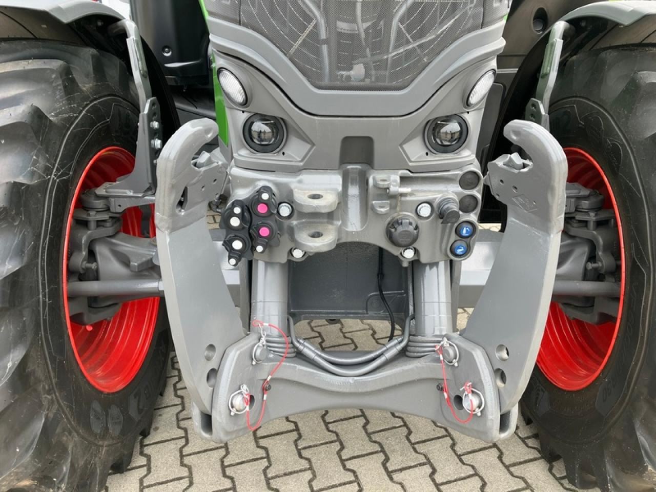 Fendt VARIO726 GEN 7 PROFI PLUS SET 2 - Trator: foto 5 Fendt VARIO726 GEN 7 PROFI PLUS SET 2 - Trator: foto 5