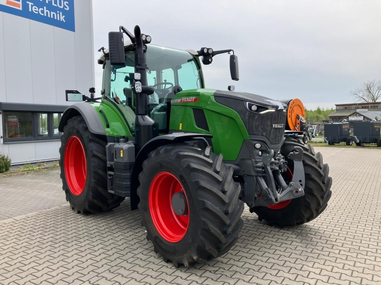 Fendt VARIO726 GEN 7 PROFI PLUS SET 2 - Trator: foto 4 Fendt VARIO726 GEN 7 PROFI PLUS SET 2 - Trator: foto 4