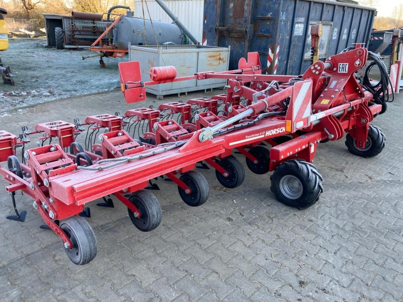 HORSCH TRANSFORMER 6 VF - Maquina para lavrar a terra: foto 2 HORSCH TRANSFORMER 6 VF - Maquina para lavrar a terra: foto 2