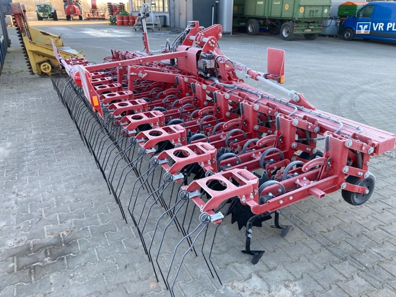 HORSCH TRANSFORMER 6 VF - Maquina para lavrar a terra: foto 3 HORSCH TRANSFORMER 6 VF - Maquina para lavrar a terra: foto 3