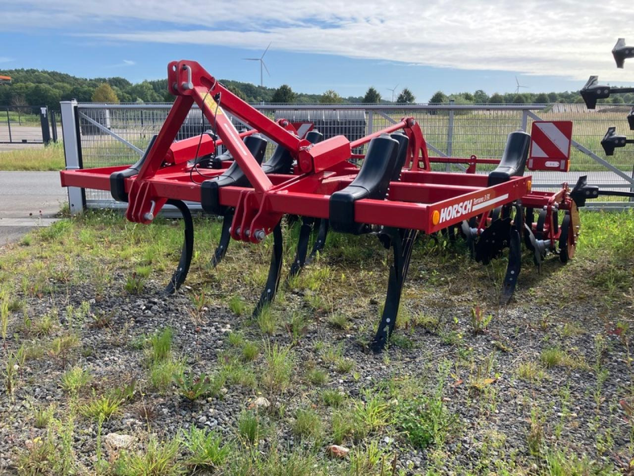 Horsch TERRANO 3 FX ROLLFLEXPACKER - Cultivador: foto 2 Horsch TERRANO 3 FX ROLLFLEXPACKER - Cultivador: foto 2