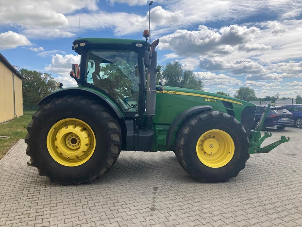 John Deere 8320 R AUTOPOWER - Trator: foto 4 John Deere 8320 R AUTOPOWER - Trator: foto 4