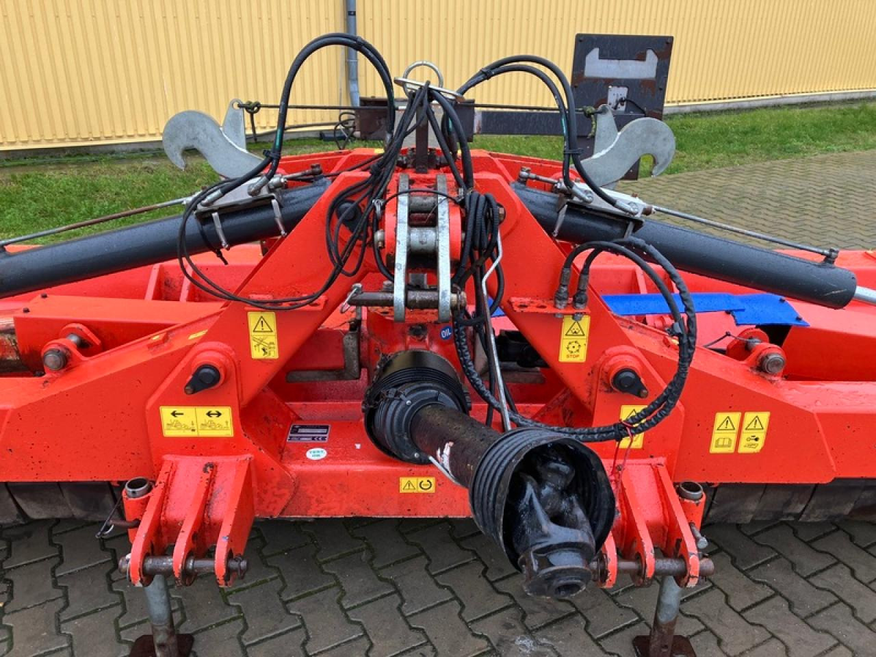 Kuhn RM 610 R - Triturador de martelos: foto 5 Kuhn RM 610 R - Triturador de martelos: foto 5