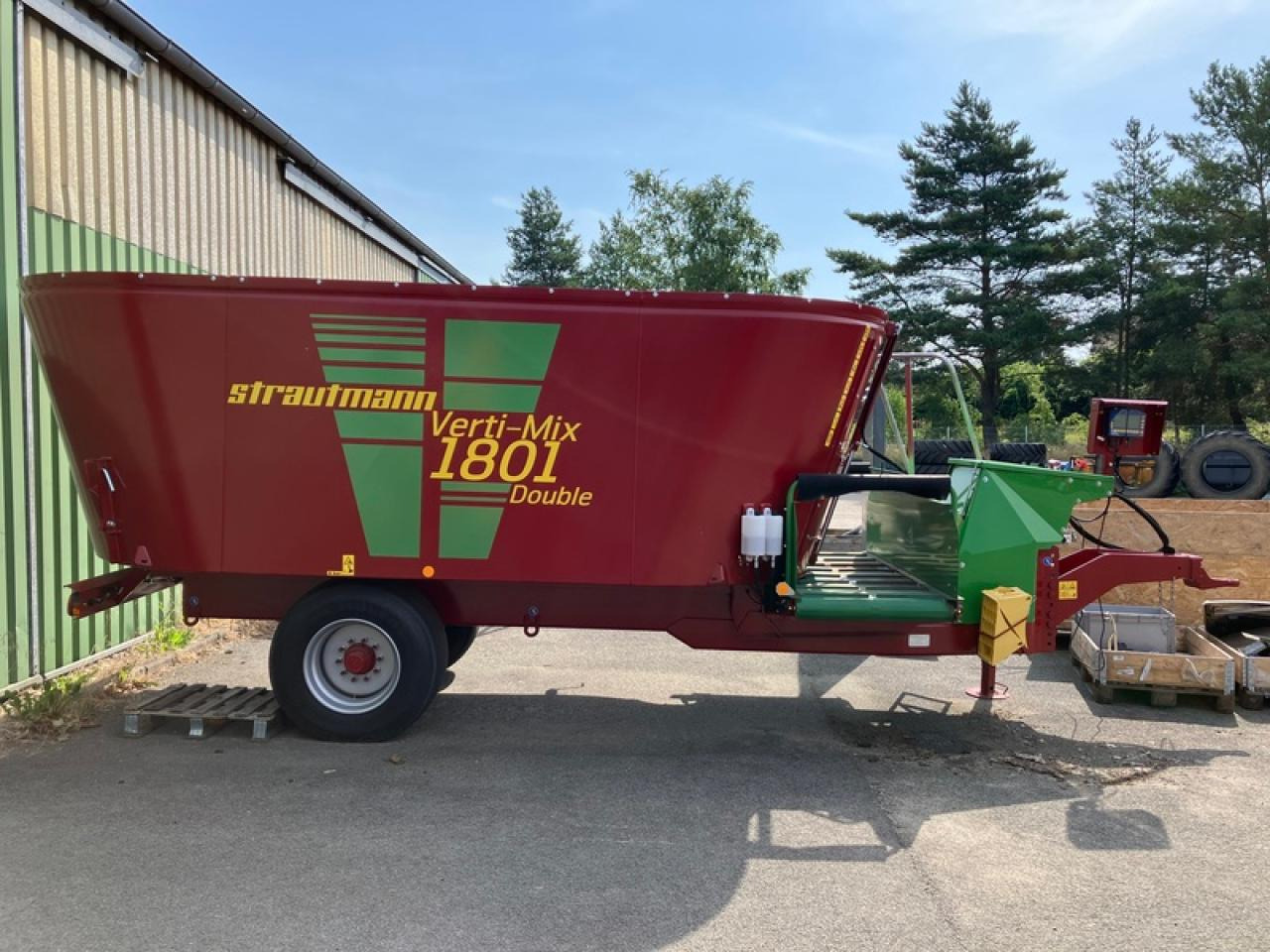 Strautmann VERTI-MIX1801AKTION - Misturadora Alimentadora: foto 2 Strautmann VERTI-MIX1801AKTION - Misturadora Alimentadora: foto 2