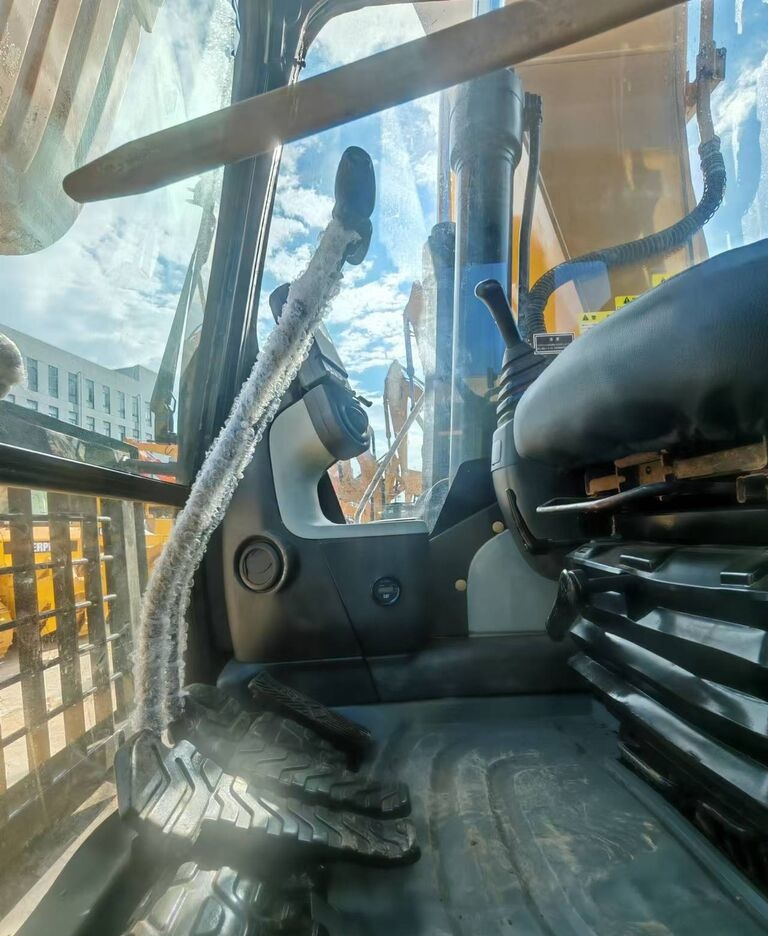 Caterpillar 320D - Escavadora de rastos: foto 5 Caterpillar 320D - Escavadora de rastos: foto 5