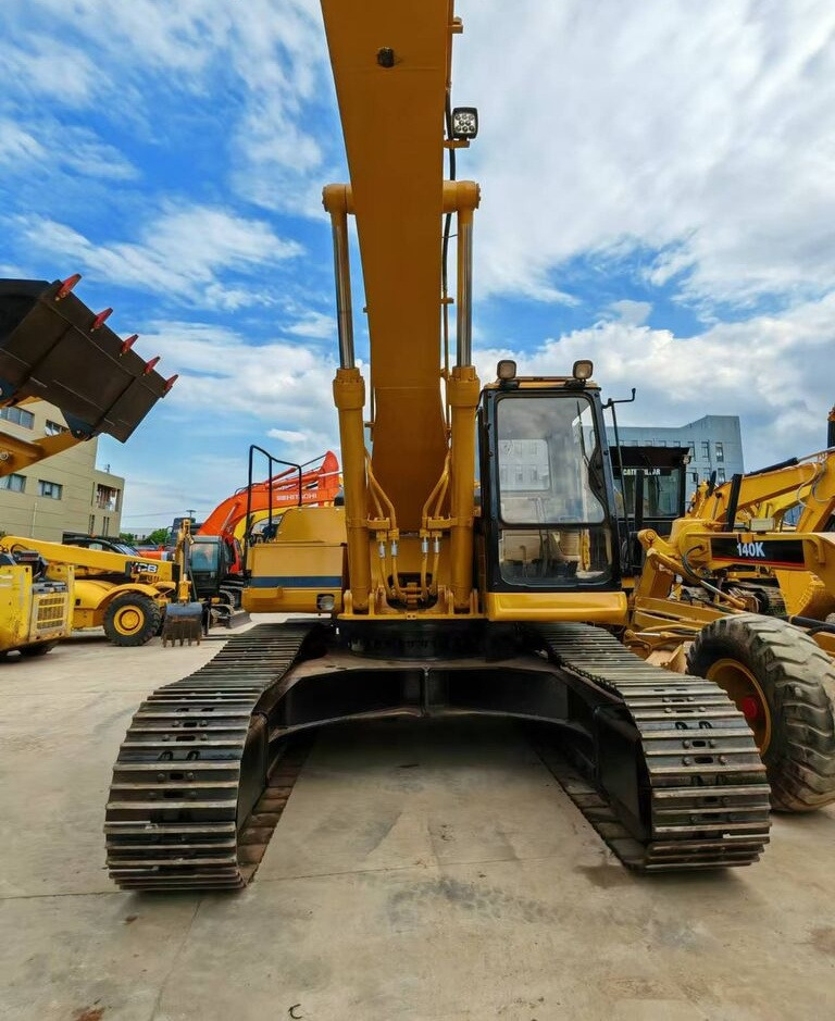 Caterpillar 330BL - Escavadora de rastos: foto 1 Caterpillar 330BL - Escavadora de rastos: foto 1