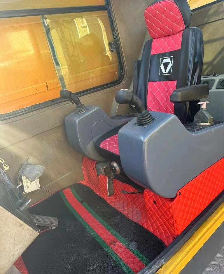 XCMG QY25K QY30K QY70K QY70KC truck crane - Grua móvel: foto 5 XCMG QY25K QY30K QY70K QY70KC truck crane - Grua móvel: foto 5