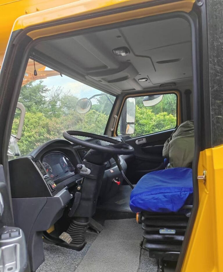 XCMG QY55KC 25ton 50ton 55ton 70ton 100 ton 130ton - Grua móvel: foto 4 XCMG QY55KC 25ton 50ton 55ton 70ton 100 ton 130ton - Grua móvel: foto 4