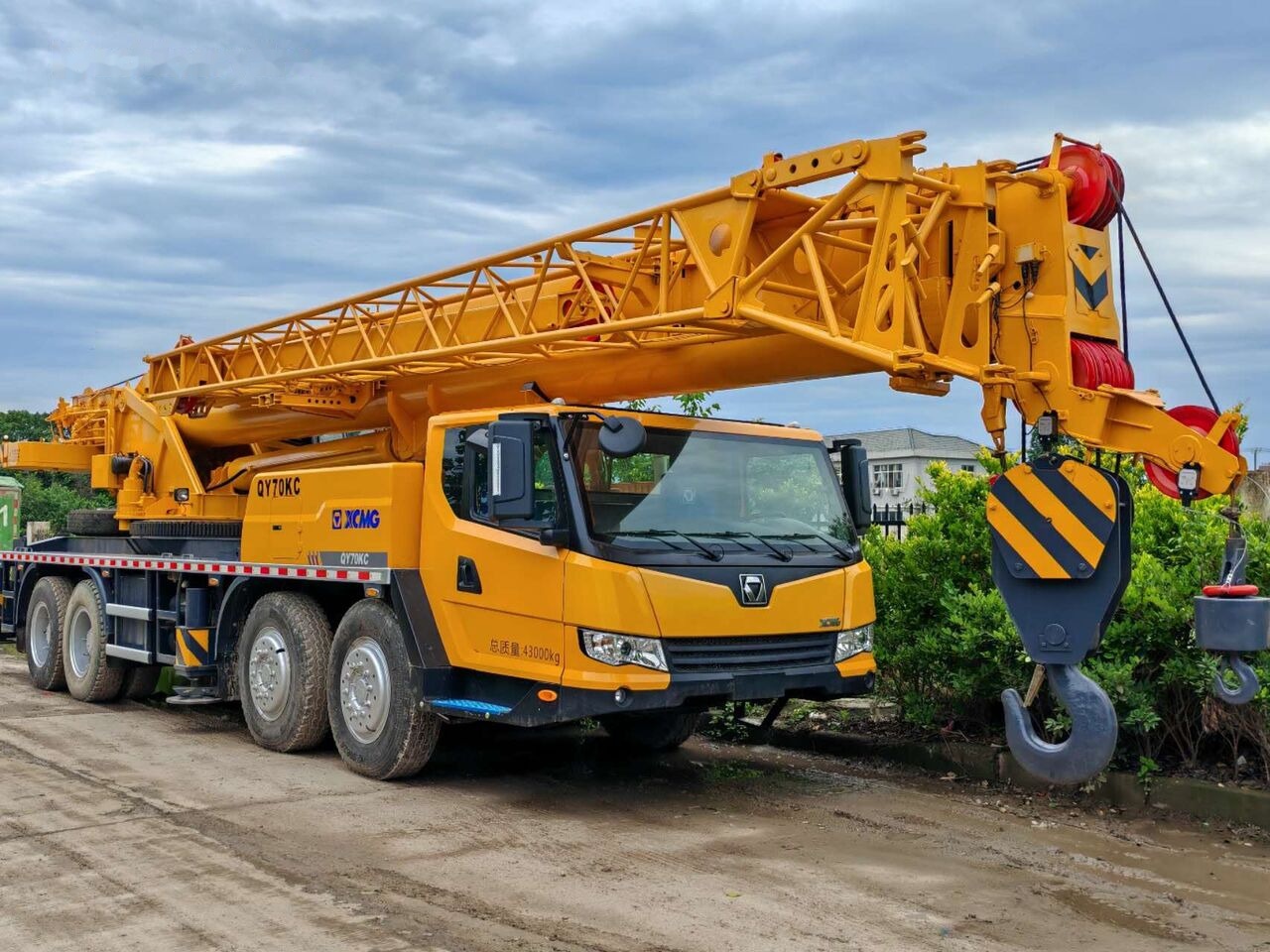 XCMG QY70KC QY50KC 50ton 70ton 80ton 90ton 100ton - Grua móvel: foto 1 XCMG QY70KC QY50KC 50ton 70ton 80ton 90ton 100ton - Grua móvel: foto 1