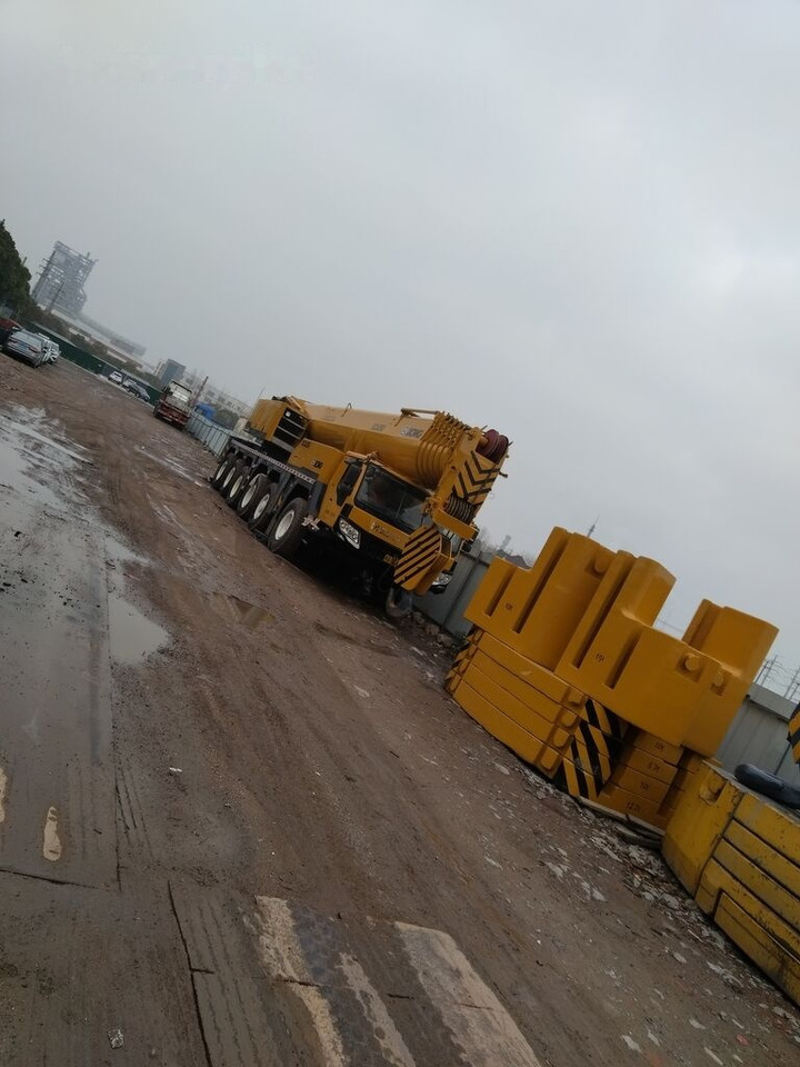 XCMG XCA240 240ton 220ton 100ton 80ton - Grua móvel: foto 3 XCMG XCA240 240ton 220ton 100ton 80ton - Grua móvel: foto 3