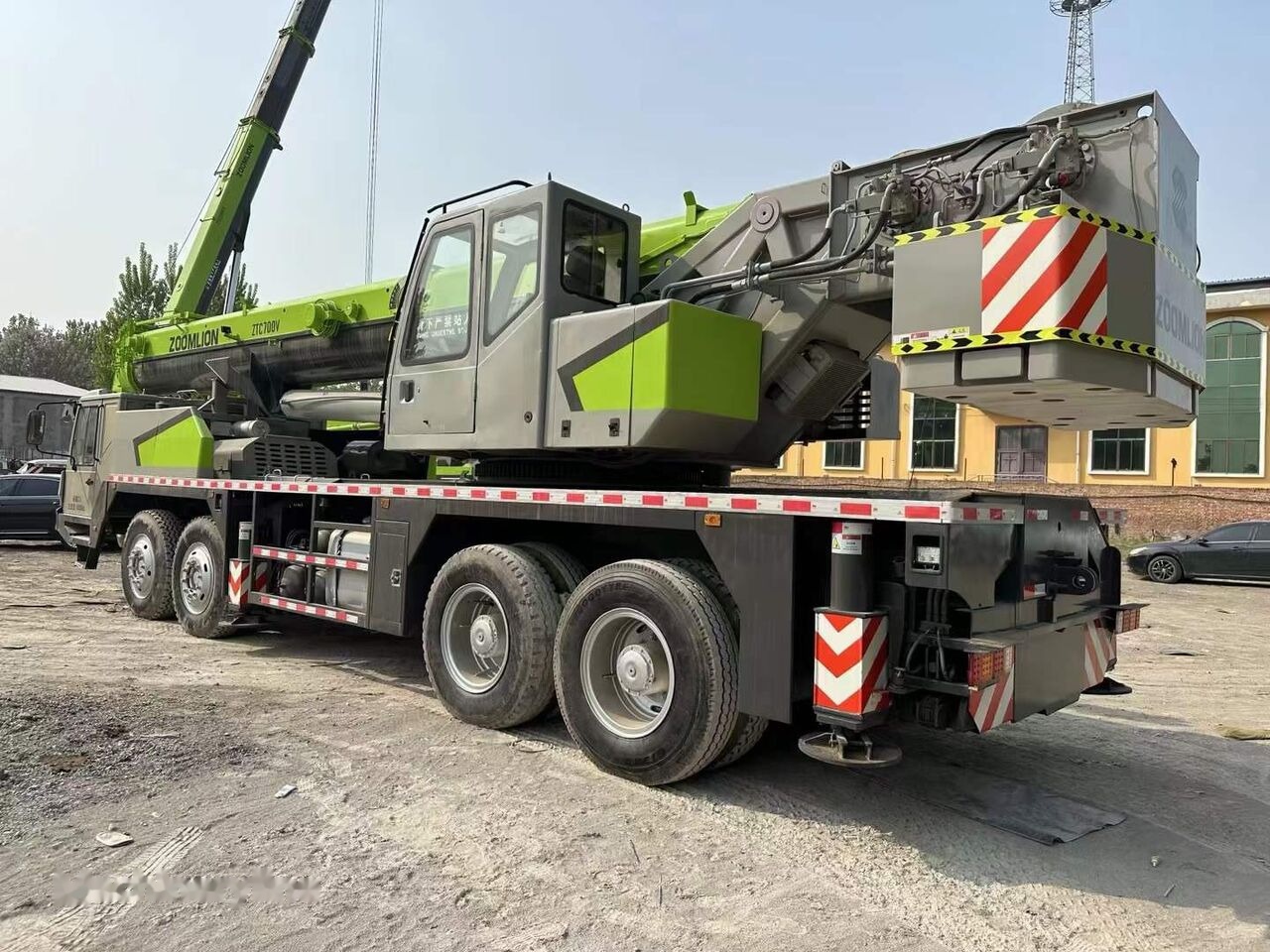Zoomlion Chinese brand used Zoomlion ZTC500V ZTC700V ZTC900V 50 ton 70 to - Grua móvel: foto 4 Zoomlion Chinese brand used Zoomlion ZTC500V ZTC700V ZTC900V 50 ton 70 to - Grua móvel: foto 4