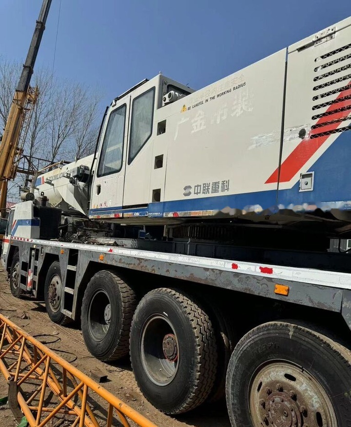 Zoomlion QY130V 130T 130ton 130 220 160 - Grua móvel: foto 4 Zoomlion QY130V 130T 130ton 130 220 160 - Grua móvel: foto 4