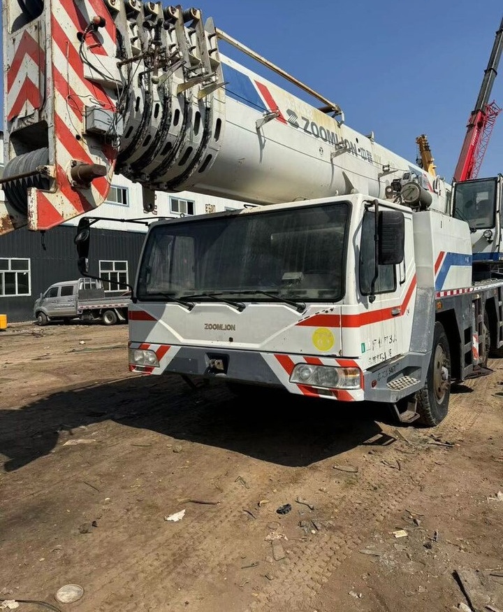 Zoomlion QY130V 130T 130ton 130 220 160 - Grua móvel: foto 2 Zoomlion QY130V 130T 130ton 130 220 160 - Grua móvel: foto 2