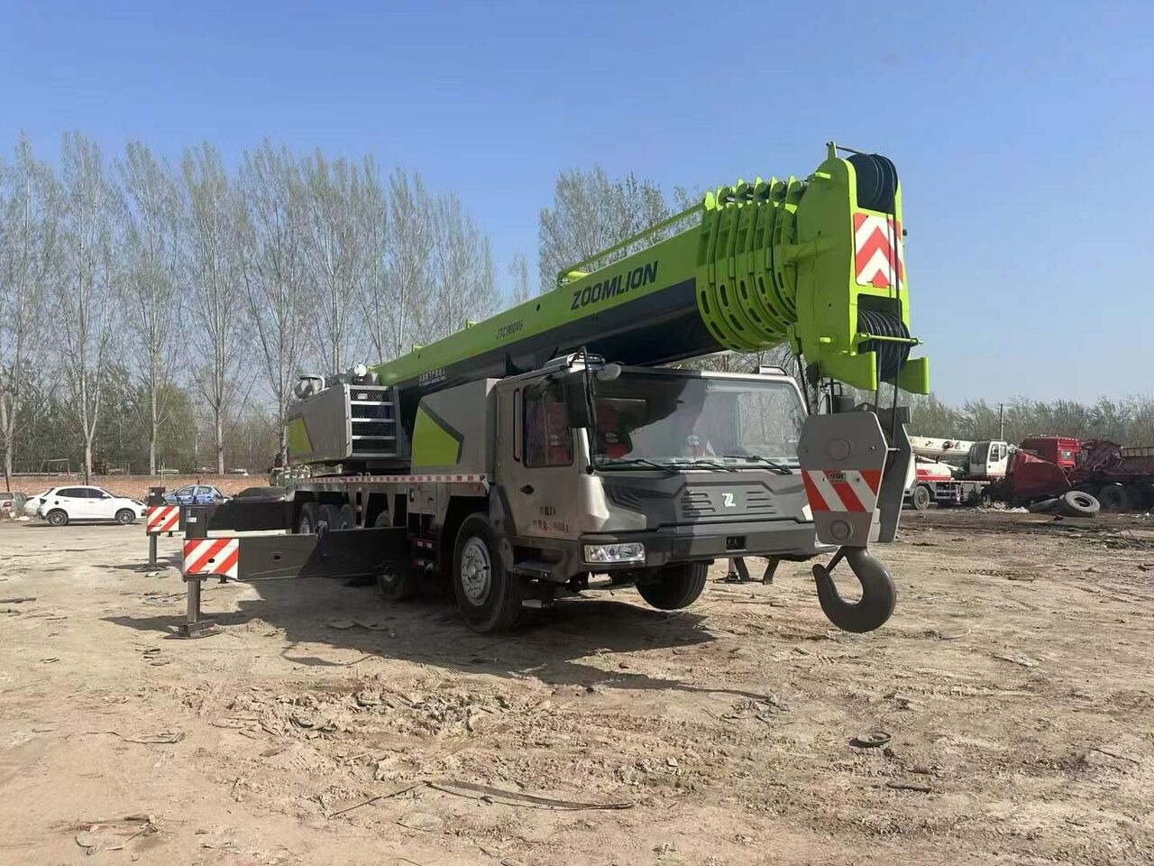 Zoomlion Zoomlion ZTC900V ZTC800V ZTC550V ZTC500V truck cranes - Grua móvel: foto 4 Zoomlion Zoomlion ZTC900V ZTC800V ZTC550V ZTC500V truck cranes - Grua móvel: foto 4