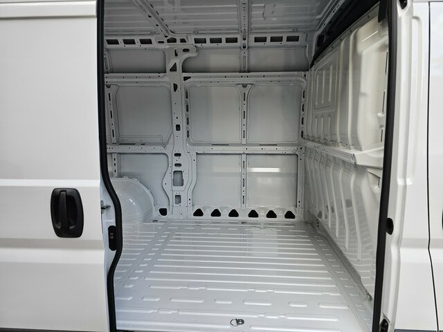 Furgão novo FIAT Ducato 35 MAXI 180 Serie10-9.2 Modell 2025 L2H2: foto 24