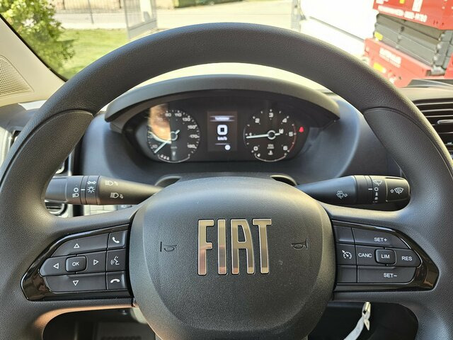 FIAT Ducato 35 MAXI L5H3 L4H3 140 17m³ Serie10 9.2 - Furgão: foto 2 FIAT Ducato 35 MAXI L5H3 L4H3 140 17m³ Serie10 9.2 - Furgão: foto 2