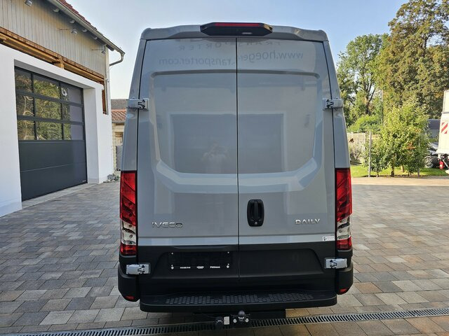 Furgão, Carrinha cabine dupla novo IVECO Daily 35S18HA8V DOKA Hi-Matic 12m³ 2xSchiebetür...: foto 26