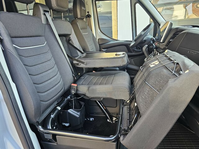 Furgão, Carrinha cabine dupla novo IVECO Daily 35S18HA8V DOKA Hi-Matic 12m³ 2xSchiebetür...: foto 18