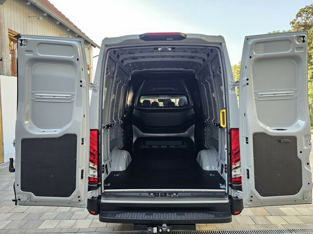 Furgão, Carrinha cabine dupla novo IVECO Daily 35S18HA8V DOKA Hi-Matic 12m³ 2xSchiebetür...: foto 28