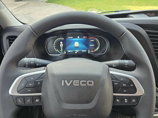 Furgão, Carrinha cabine dupla novo IVECO Daily 35S18HA8V DOKA Hi-Matic 12m³ 2xSchiebetür...: foto 8