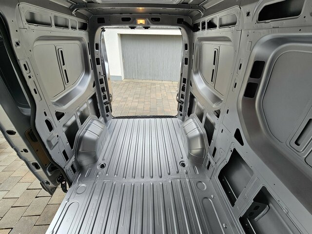 Furgão RENAULT Master L2H2 170 Neues Modell 10'' Navi Kamera...: foto 30 Furgão RENAULT Master L2H2 170 Neues Modell 10'' Navi Kamera...: foto 30