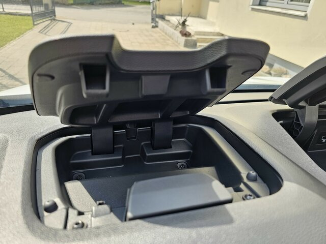Ambulância RENAULT Trafic L2H1 3,0t Life 8 Sitzer LED PDC: foto 6