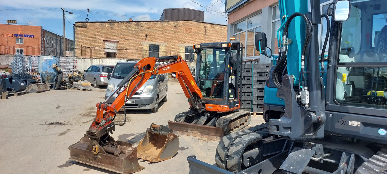 Kubota U27-4 HI - Mini escavadeira: foto 5 Kubota U27-4 HI - Mini escavadeira: foto 5