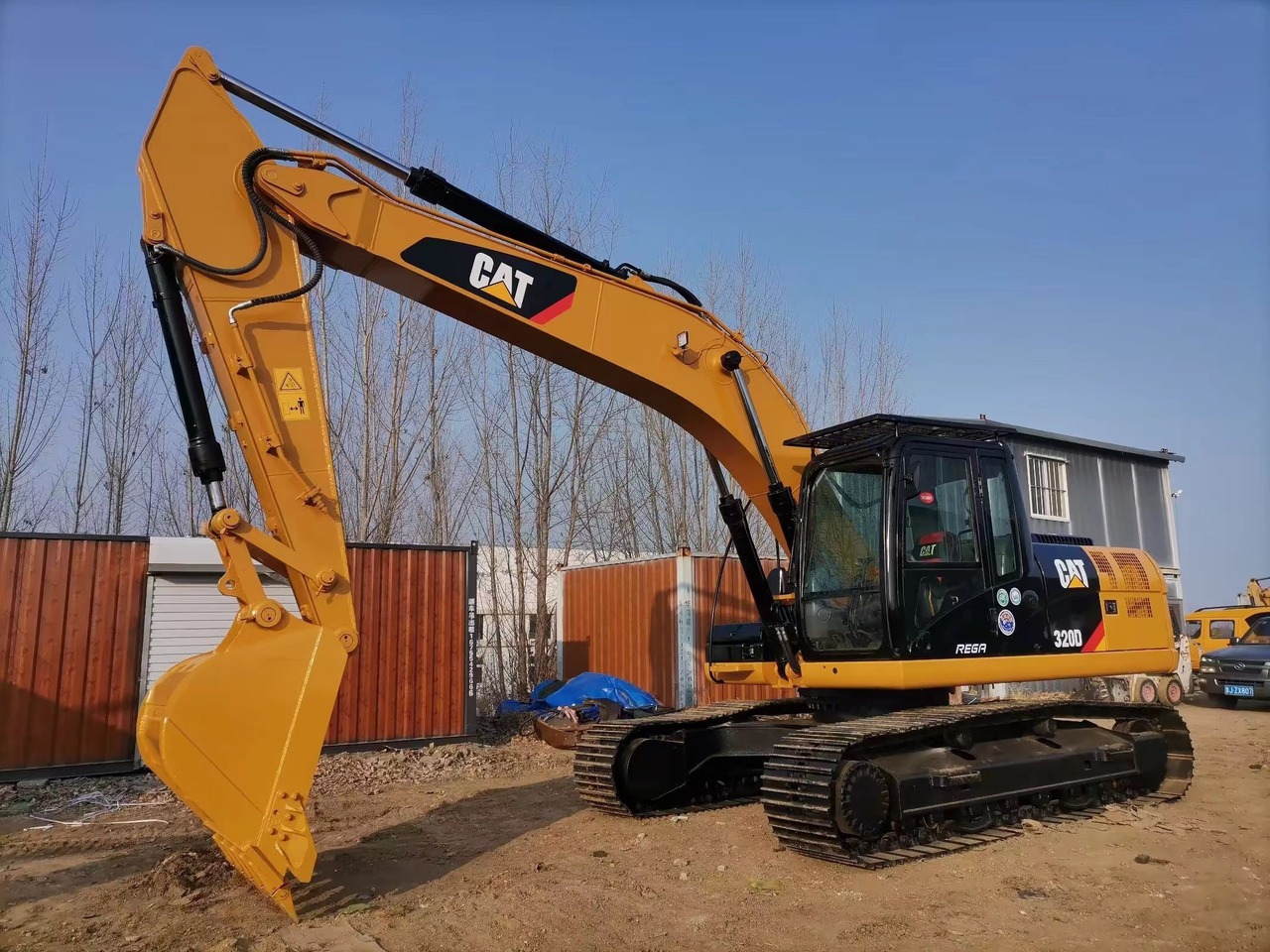 CAT 320DL Excavator - Escavadora de rastos: foto 2 CAT 320DL Excavator - Escavadora de rastos: foto 2