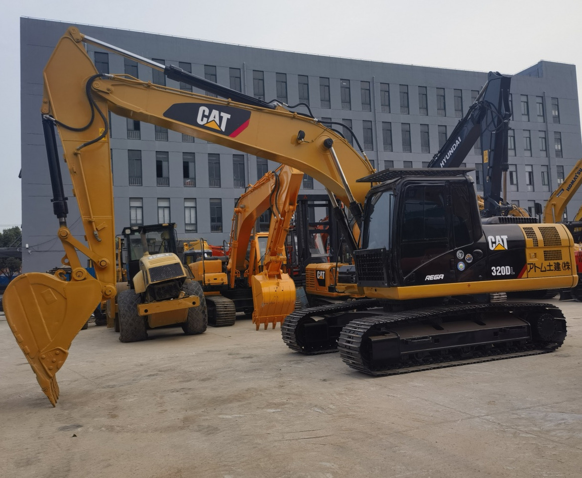 CAT 320DL Excavator - Escavadora de rastos: foto 1 CAT 320DL Excavator - Escavadora de rastos: foto 1