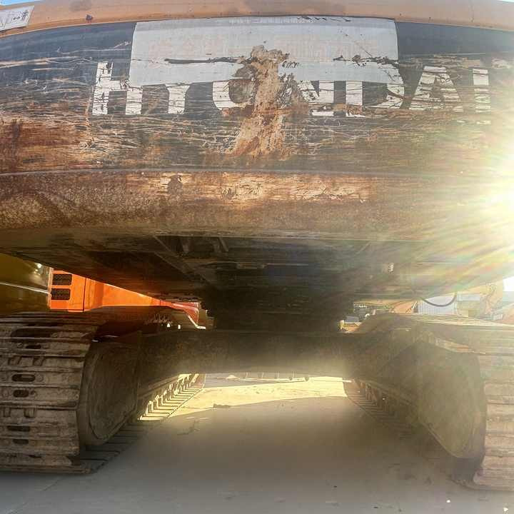 Cheap Price used 30 ton Hyundai excavator hyundai 305lc-9T 305-7 305LC Hyundai 305 second-hand excavator for sale - Escavadora de rastos: foto 5 Cheap Price used 30 ton Hyundai excavator hyundai 305lc-9T 305-7 305LC Hyundai 305 second-hand excavator for sale - Escavadora de rastos: foto 5