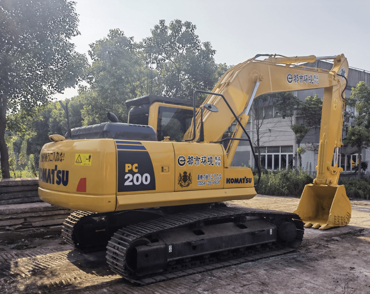 Cheap Used Japan Komatsu PC220-8 second hand excavator PC220 crawler excavator for sale - Escavadora de rastos: foto 4 Cheap Used Japan Komatsu PC220-8 second hand excavator PC220 crawler excavator for sale - Escavadora de rastos: foto 4