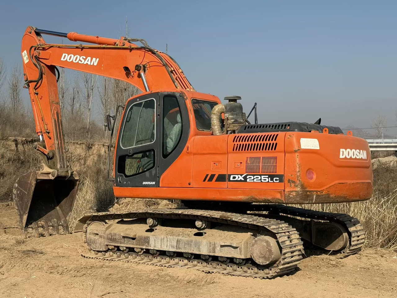 DOOSAN Doosan DX225LC Crawler excavator - Escavadora de rastos: foto 4 DOOSAN Doosan DX225LC Crawler excavator - Escavadora de rastos: foto 4