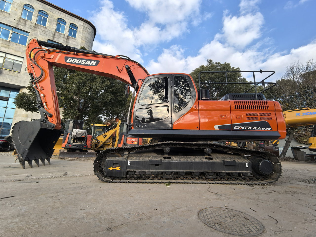 Doosan DX300LC-9C Crawler Excavator - Escavadora de rastos: foto 1 Doosan DX300LC-9C Crawler Excavator - Escavadora de rastos: foto 1
