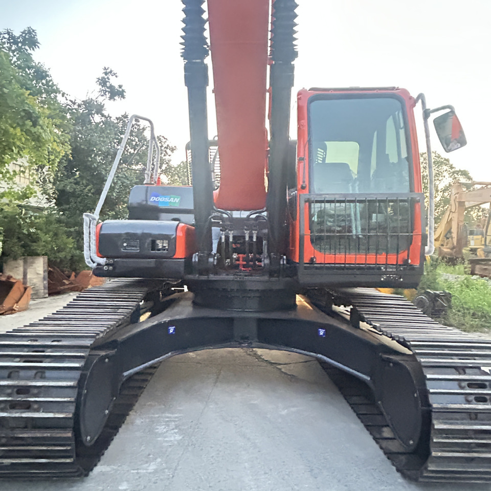 Doosan DX300LC Crawler Excavator - Escavadora de rastos: foto 3 Doosan DX300LC Crawler Excavator - Escavadora de rastos: foto 3