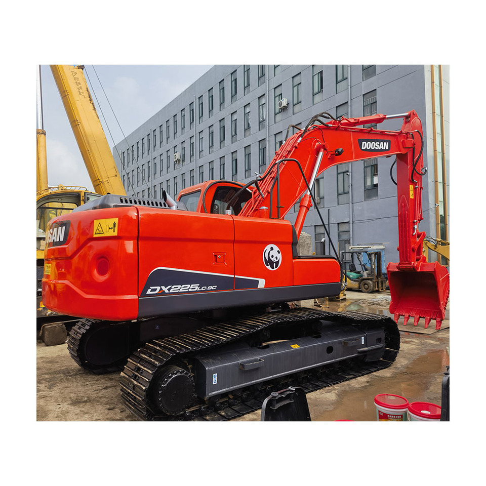 Doosan Dx225 Crawler Excavator - Escavadora de rastos: foto 1 Doosan Dx225 Crawler Excavator - Escavadora de rastos: foto 1