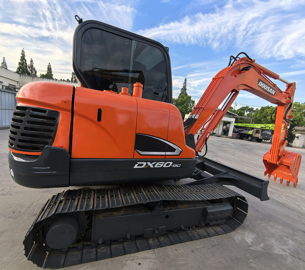 Doosan Dx60 Crawler Excavator - Escavadora de rastos: foto 2 Doosan Dx60 Crawler Excavator - Escavadora de rastos: foto 2