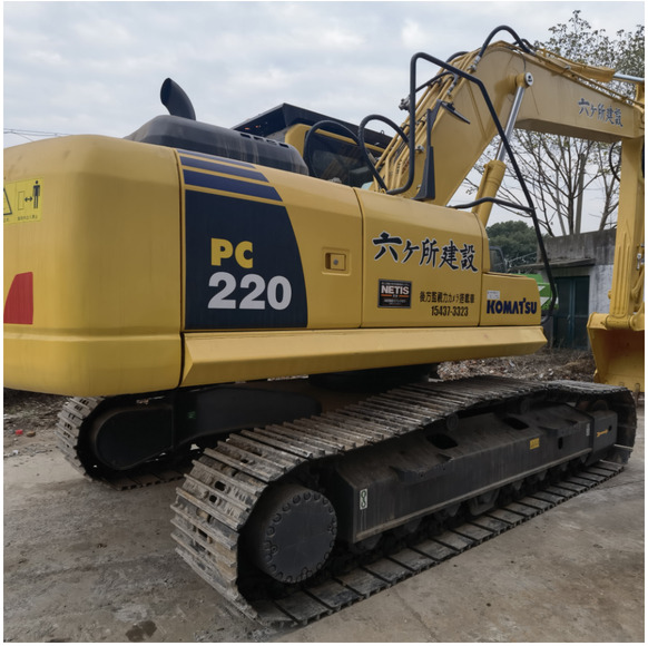 Good Condition second hand Komatsu PC220-8 Original Japan Cheap Used Excavators for sale in shanghai - Escavadora de rastos: foto 1 Good Condition second hand Komatsu PC220-8 Original Japan Cheap Used Excavators for sale in shanghai - Escavadora de rastos: foto 1