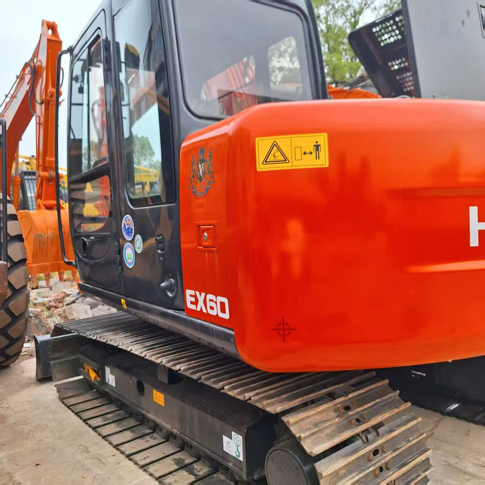 Hitachi EX60 Excavator - Escavadora de rastos: foto 1 Hitachi EX60 Excavator - Escavadora de rastos: foto 1