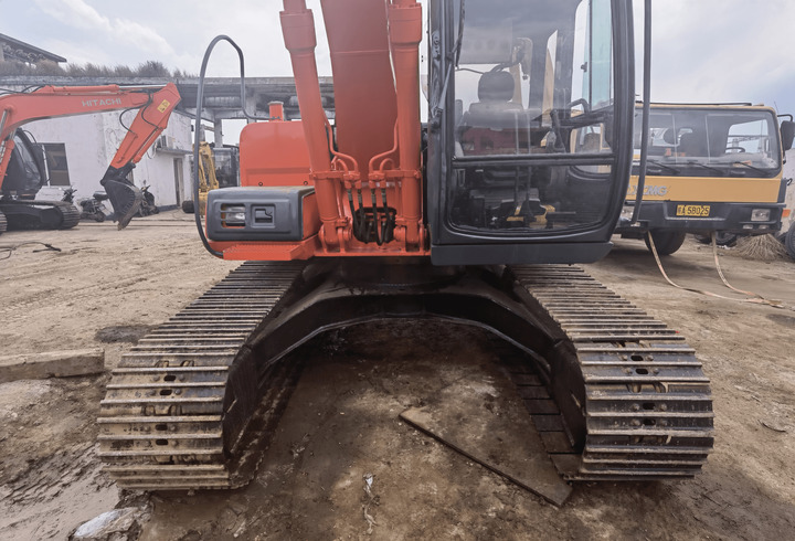 Hitachi ZX120-6 ZX120-5A ZX130 ZX120-5 EX120-5 excavator machinery used hitachi ex120-5 excavator for sale - Escavadora de rastos: foto 4 Hitachi ZX120-6 ZX120-5A ZX130 ZX120-5 EX120-5 excavator machinery used hitachi ex120-5 excavator for sale - Escavadora de rastos: foto 4