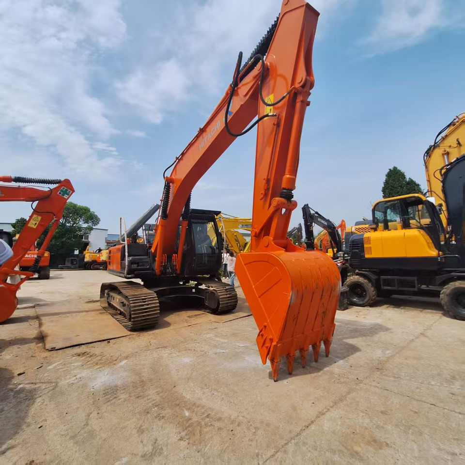 Hitachi ZX200G Excavator - Escavadora de rastos: foto 4 Hitachi ZX200G Excavator - Escavadora de rastos: foto 4