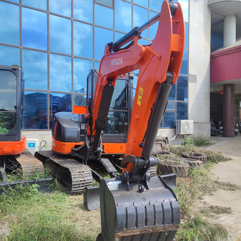 Hitachi ZX50 Excavator - Escavadora de rastos: foto 2 Hitachi ZX50 Excavator - Escavadora de rastos: foto 2