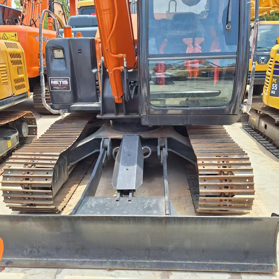 Hitachi ZX70 Excavator - Escavadora de rastos: foto 2 Hitachi ZX70 Excavator - Escavadora de rastos: foto 2