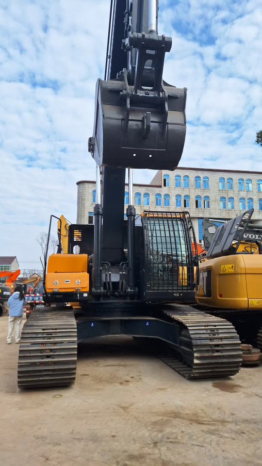 Hyundai 305LC-9T Excavator - Escavadora de rastos: foto 3 Hyundai 305LC-9T Excavator - Escavadora de rastos: foto 3