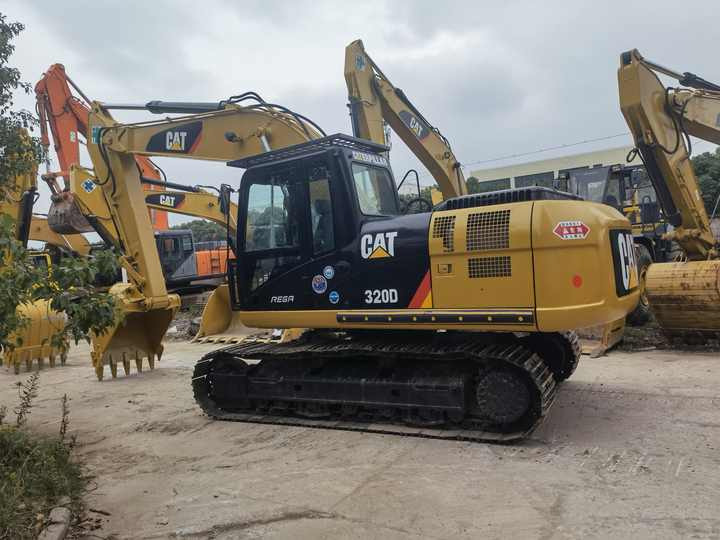 Japanese Used CAT 320 Excavator Caterpillar 20 Ton Earth-moving Machinery Cheap Used CAT320D CAT320D2 Excavator for Sale - Escavadeira: foto 2 Japanese Used CAT 320 Excavator Caterpillar 20 Ton Earth-moving Machinery Cheap Used CAT320D CAT320D2 Excavator for Sale - Escavadeira: foto 2