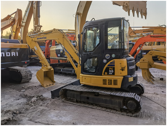 Komatsu Excavator PC55 Small Digger Machine PC 55 PC55MR-2 komatsu pc55 small 5 ton excavator for sale - Mini escavadeira: foto 1 Komatsu Excavator PC55 Small Digger Machine PC 55 PC55MR-2 komatsu pc55 small 5 ton excavator for sale - Mini escavadeira: foto 1